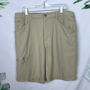 Men’s Patagonia Khaki Shorts Size 36